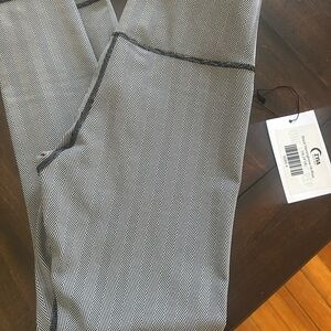 ZYIA Black Herringbone Hi-Rise Leggings